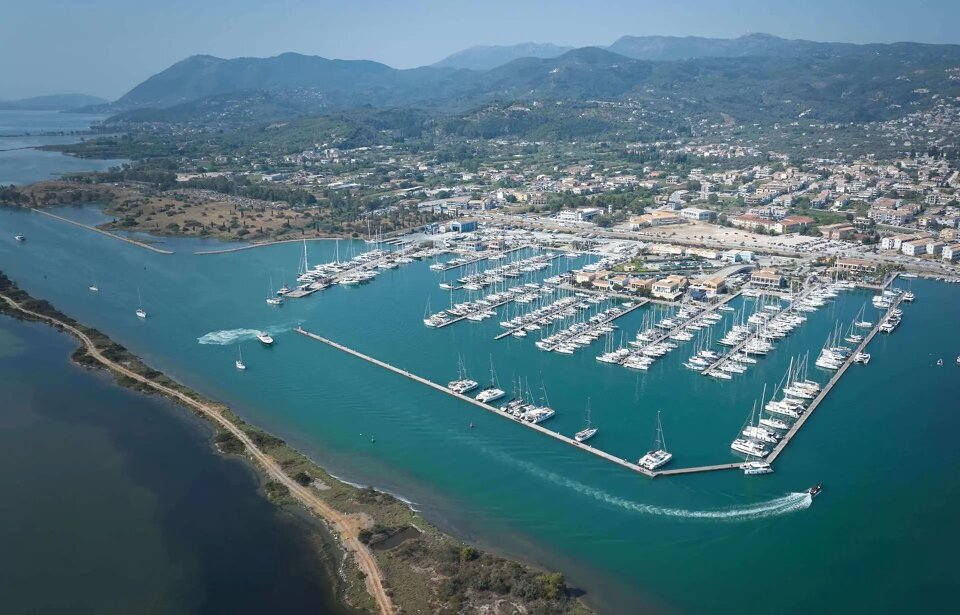 Lefkas, D-Marin (Istion Yachting)