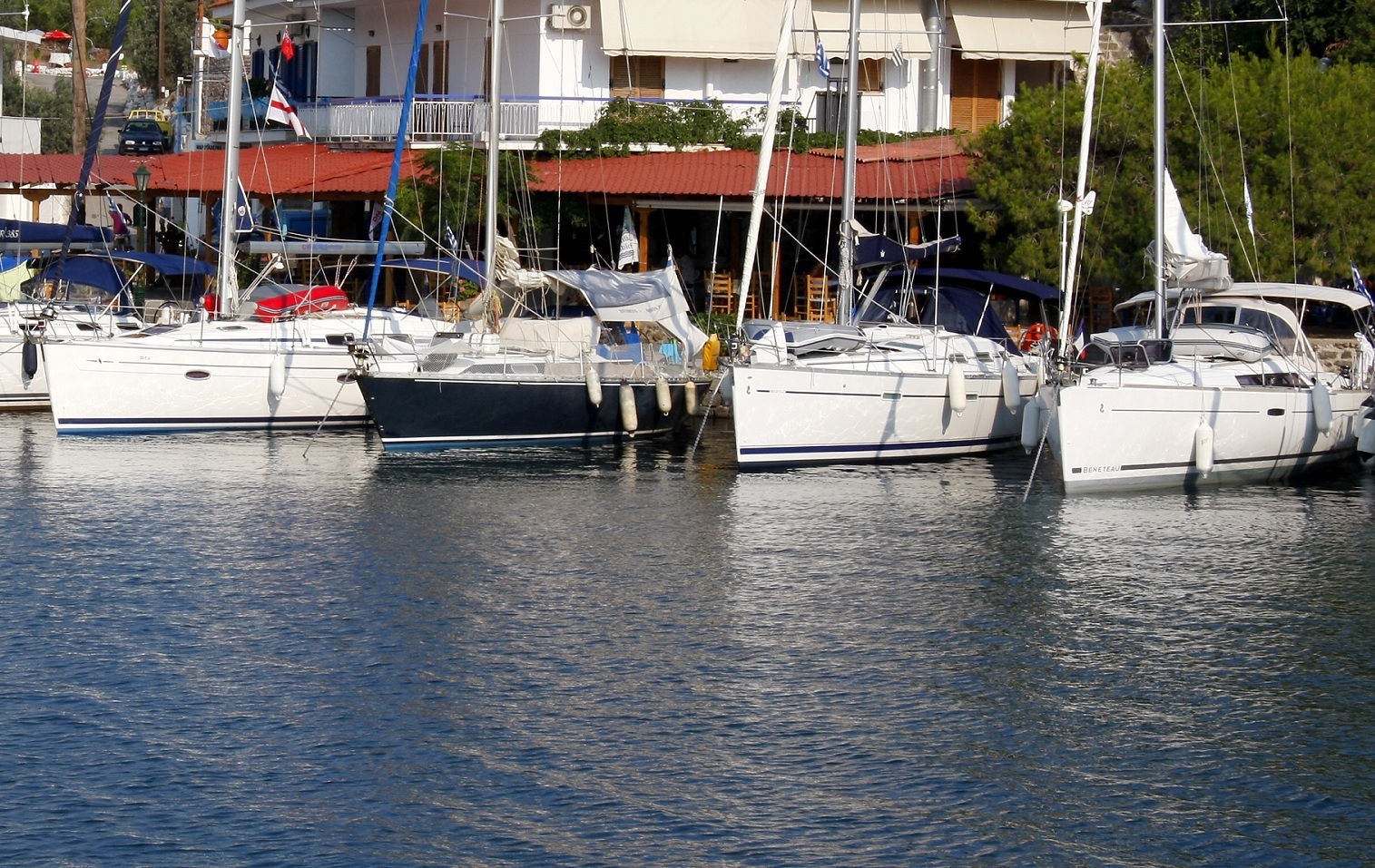 Athens, Alimos Marina (Exadas Yachts)