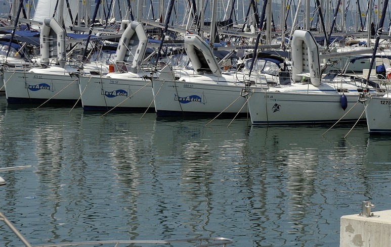 Napoli, Pozzuoli (Dream Yacht Charter)