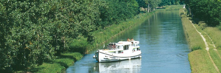 Riverboat on a canal in Picardie
